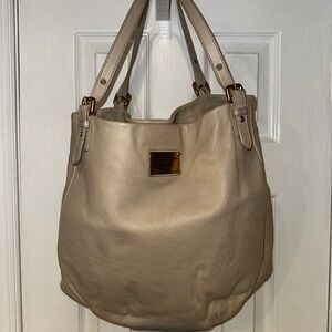 Marc Jacobs Cream Leather Shoulder Bag